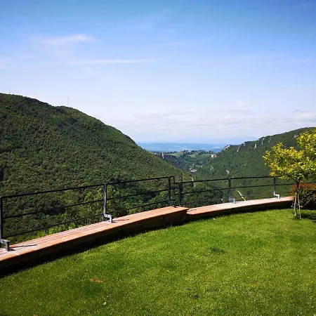 Miravalle 招待所 4*