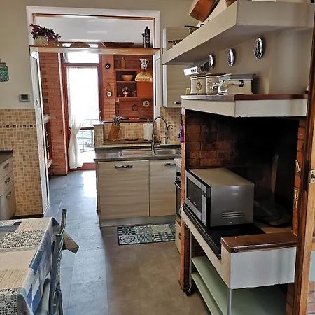 בית הארחה Miravalle נארני