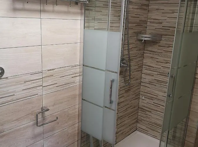 بيت ضيافة Miravalle نارني